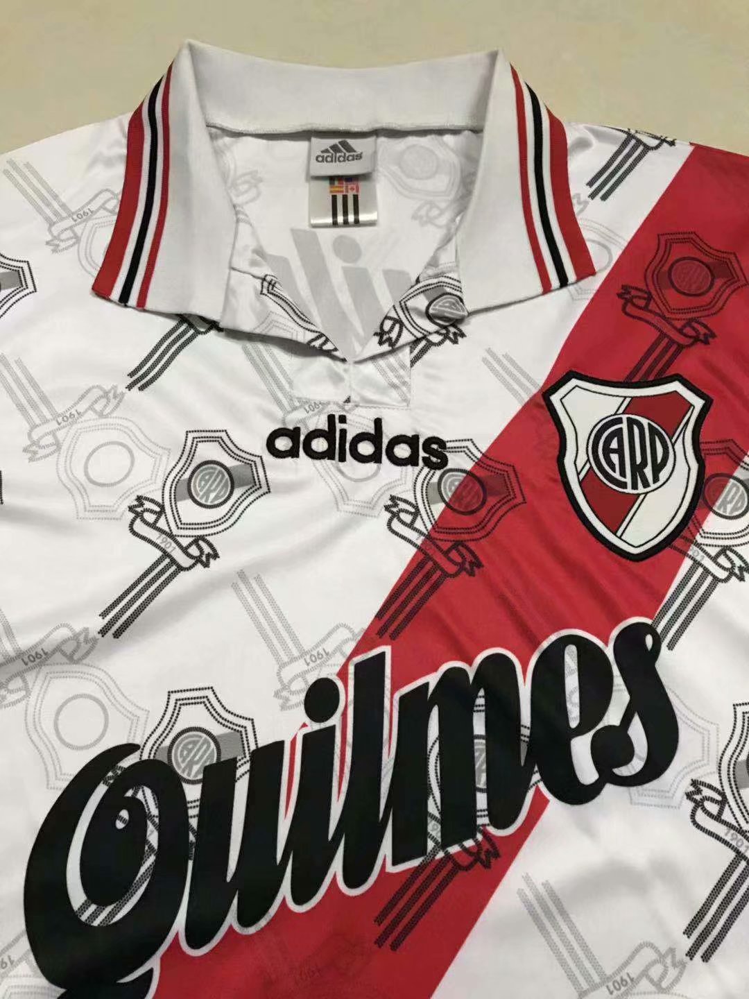 Camisa retro Adidas River Plate 1996 I jogador Camisa retro Adidas River Plate 1996 I jogador